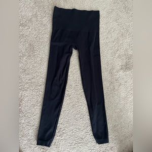 Spanx Seamless Active Legging